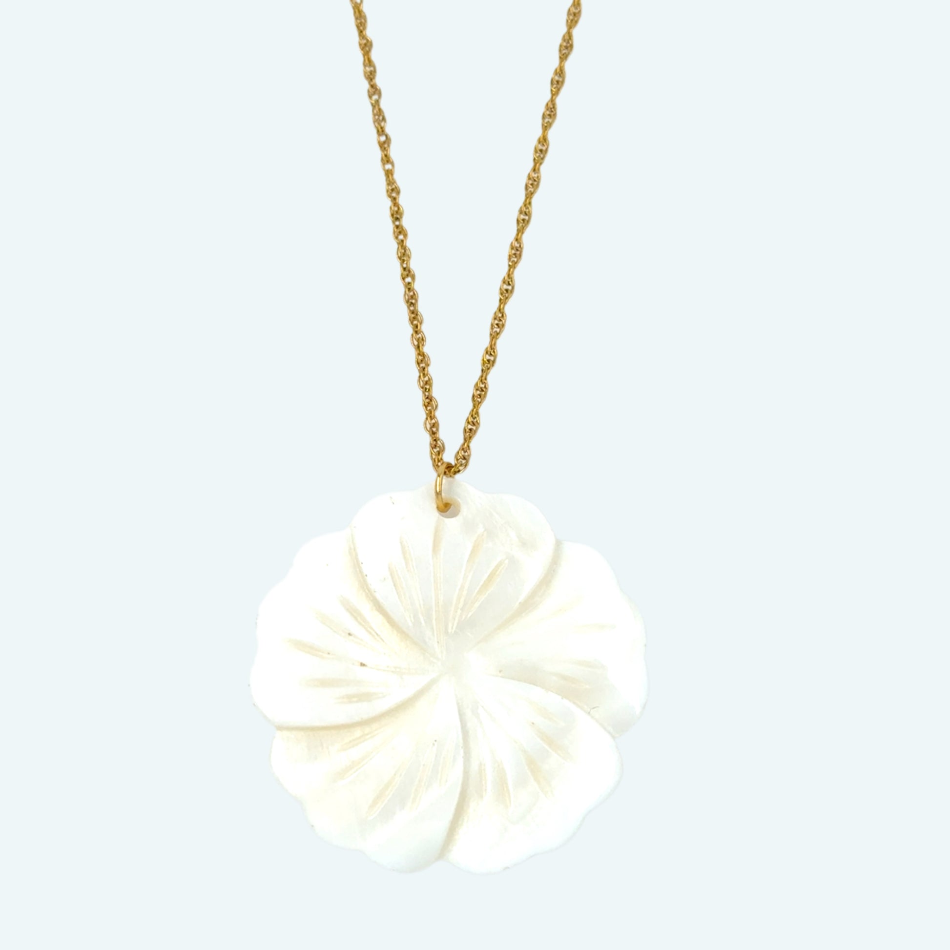 Delicate twisted belcher chain necklace with smooth mother of pearl flower shaped pendant