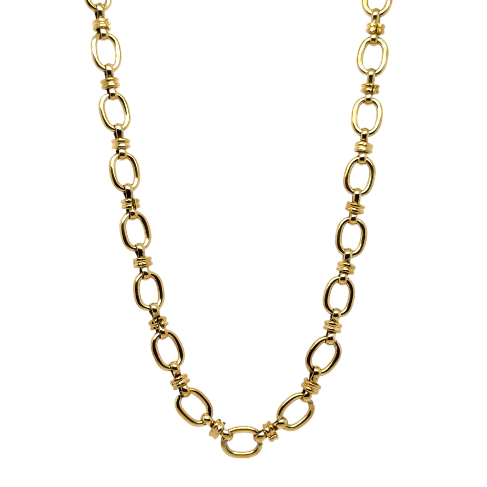Gorgeous gold oval chain necklace