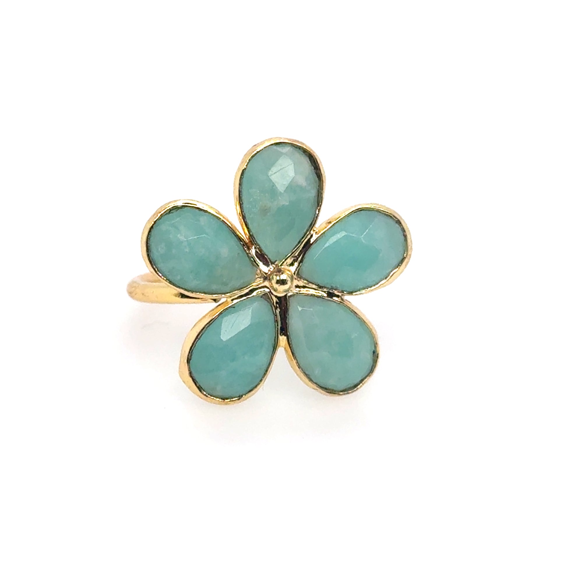Gold plated ring with beautiful green Aventurine gemstones in the shape of a flower. 