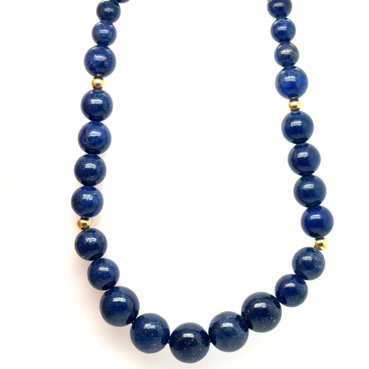 Gorgeous necklace with 6-10mm Lapis Lazuli gemstone and gold beads