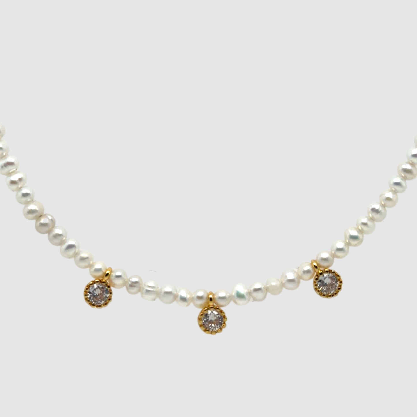 pearl neccklace with sparkly charms